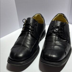 Black Polished Leather Belvedere Oxfords with Classic Design